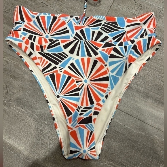 Aerie  Patterned Bikini - Picture 2 of 5